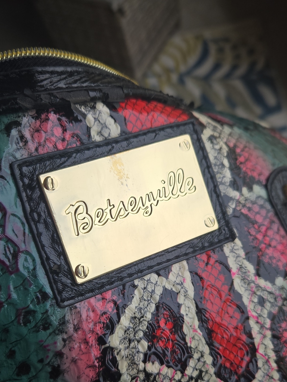 VINTAGE Betseyville by Betsey Johnson Neon Snakeskin Hobo Bag ⚡️ - Picture 13 of 13